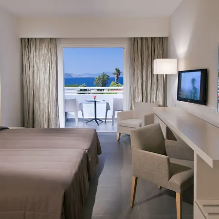 리조트 Platanista