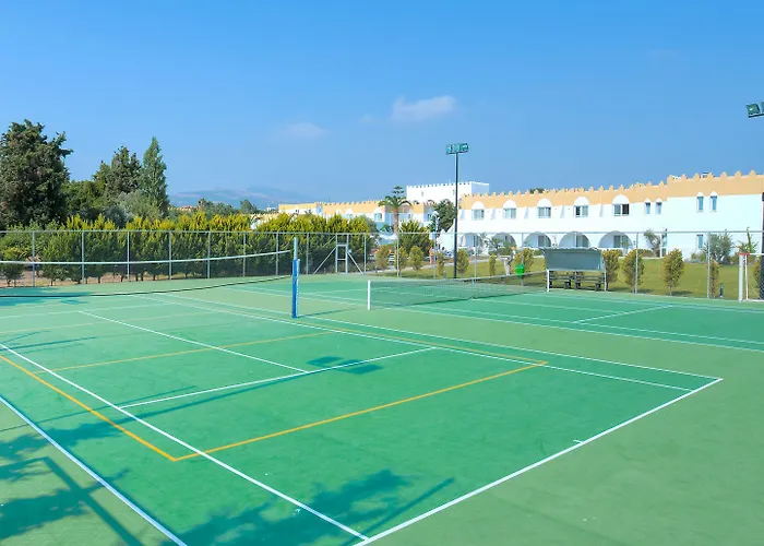 Platanista אתר נופש 4*