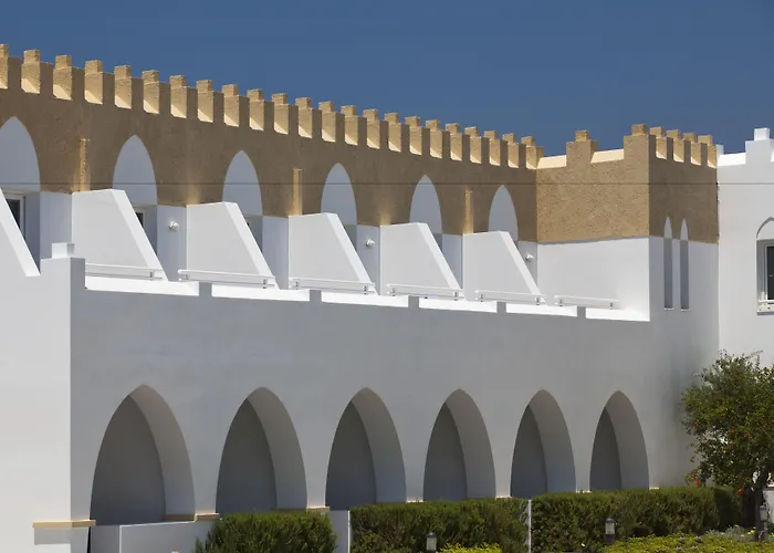 度假村 普阿塔尼斯塔酒店 4*