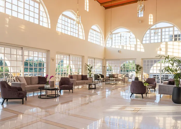 普阿塔尼斯塔酒店 度假村