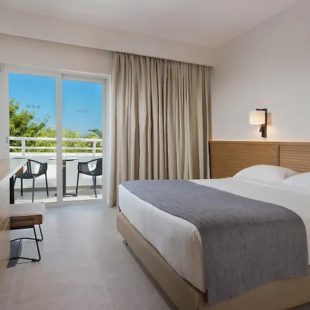 Platanista Resort 4*