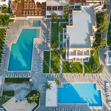 Platanista Resort